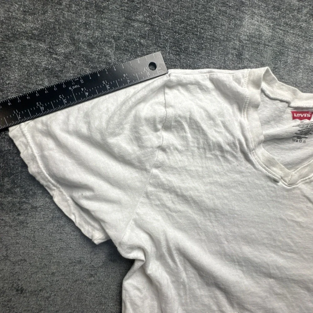 Levi's T-Shirt Mens Medium White Knit Cotton‎ Batwing Logo Slim Casual V-Neck